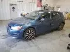 2016 Volkswagen Golf S/SE