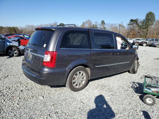 2016 Chrysler Town & Country Touring