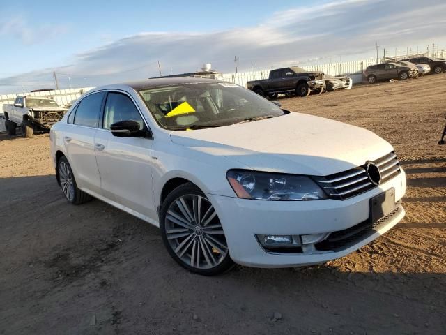 2015 Volkswagen Passat SE