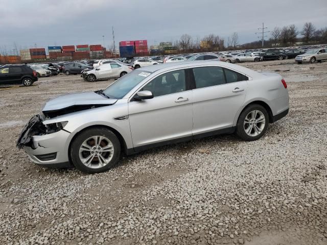 2018 Ford Taurus SEL