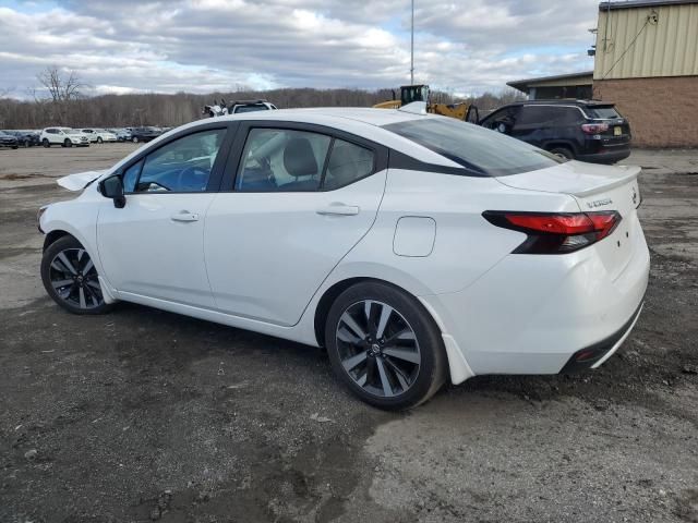 2022 Nissan Versa SR