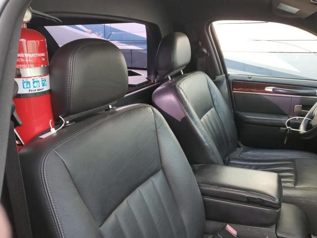 2007 Lincoln Town Car Executive