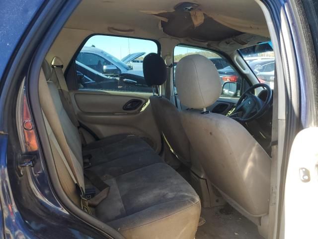 2004 Ford Escape XLS