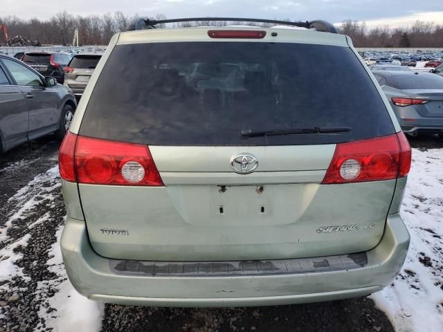 2006 Toyota Sienna CE