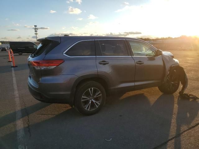 2019 Toyota Highlander LE