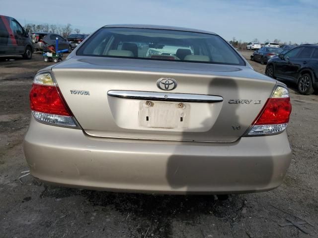 2005 Toyota Camry LE