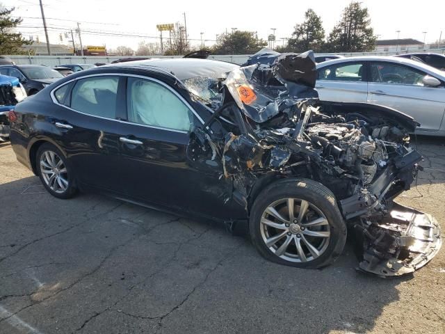 2018 Infiniti Q70 3.7 Luxe