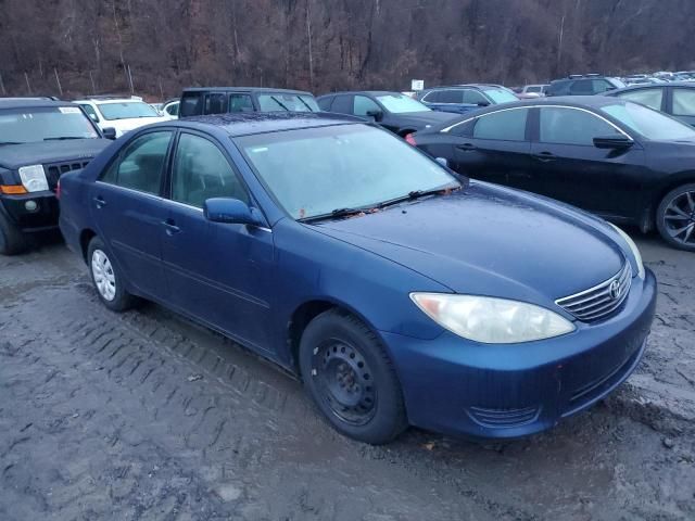 2005 Toyota Camry LE