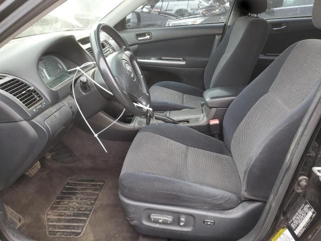 2004 Toyota Camry LE