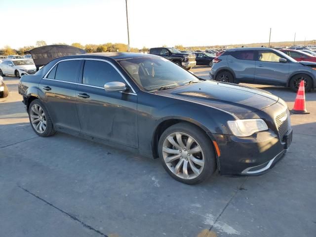 2018 Chrysler 300 Touring