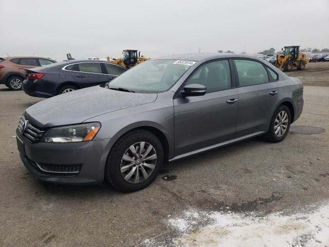 2013 Volkswagen Passat S