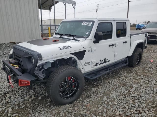 2022 Jeep Gladiator Overland