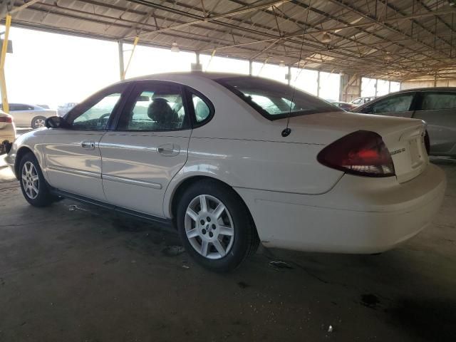 2006 Ford Taurus SE