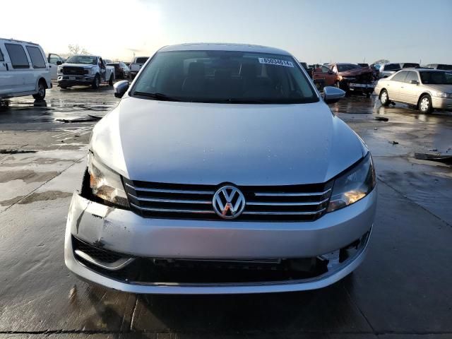 2012 Volkswagen Passat SE