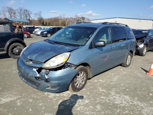 2009 Toyota Sienna CE