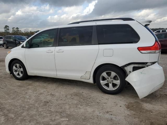 2011 Toyota Sienna LE