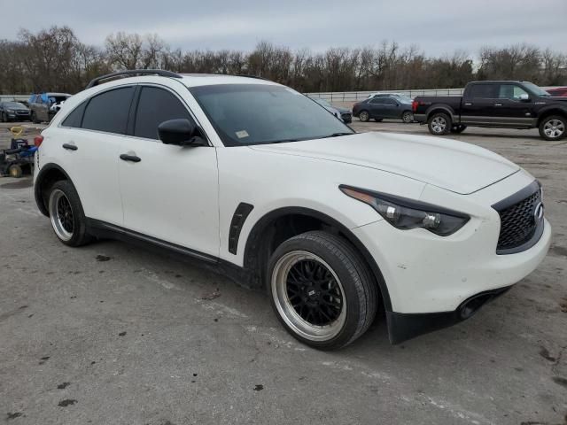 2016 Infiniti QX70