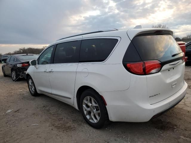 2017 Chrysler Pacifica Touring L Plus