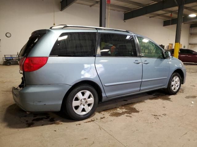 2008 Toyota Sienna XLE