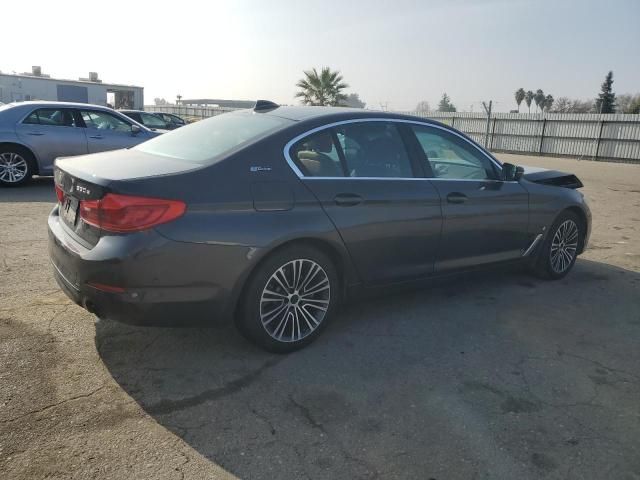 2019 BMW 530E