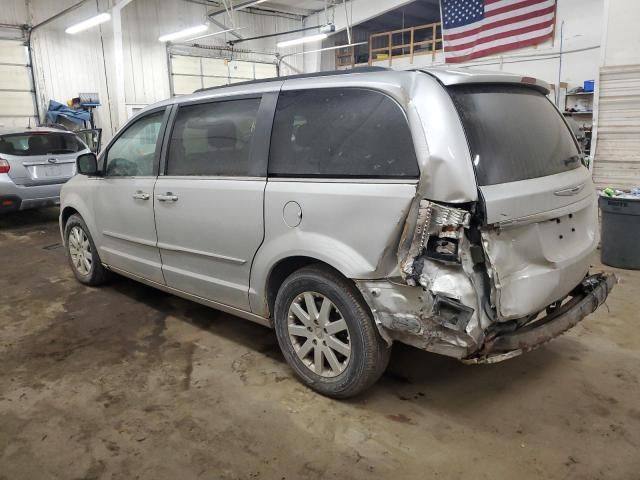 2012 Chrysler Town & Country Touring L