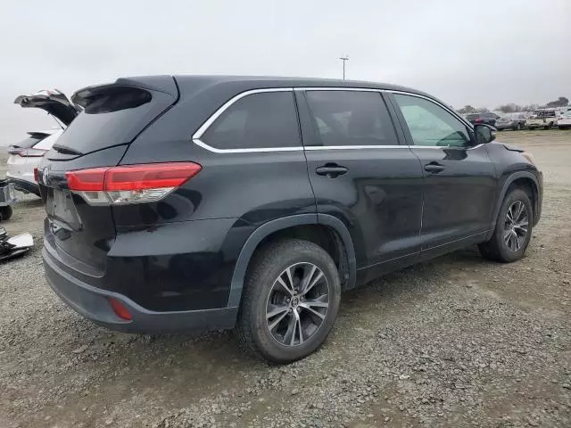 2018 Toyota Highlander LE