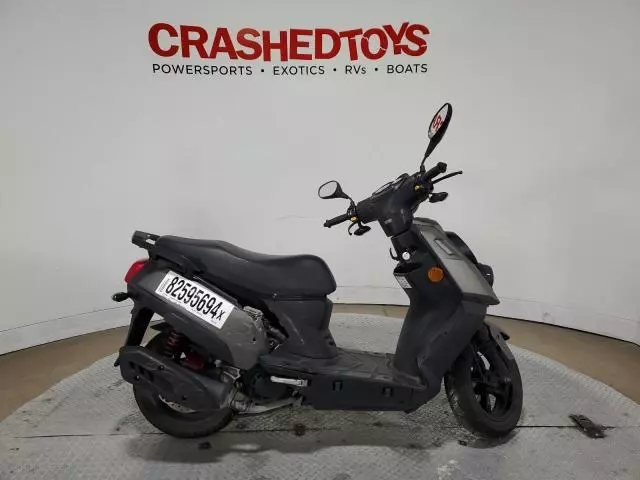 2020 Genuine Scooter Co. Hooligan 170I