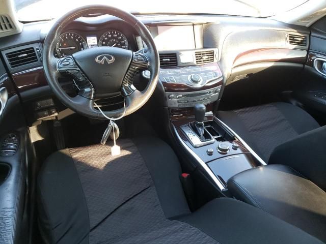 2011 Infiniti M37