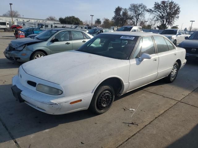 1997 Oldsmobile 88 Base