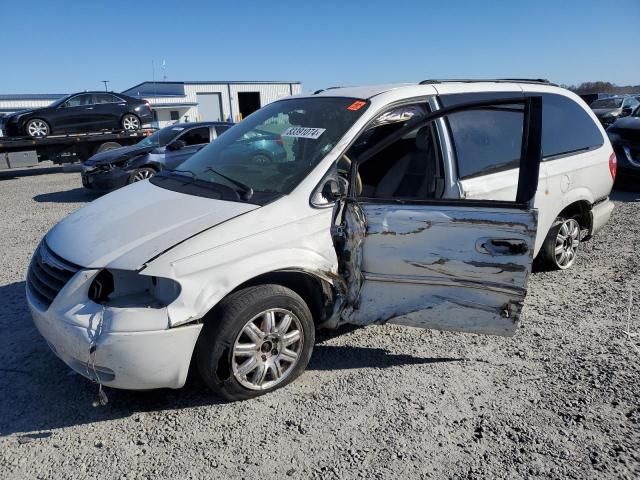 2006 Chrysler Town & Country Touring