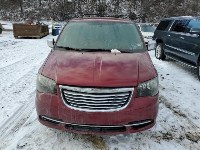 2011 Chrysler Town & Country Touring L