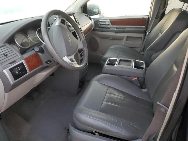 2009 Chrysler Town & Country Touring