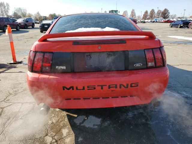 2000 Ford Mustang GT