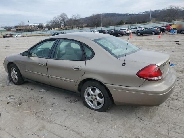 2005 Ford Taurus SE