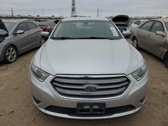 2016 Ford Taurus SEL