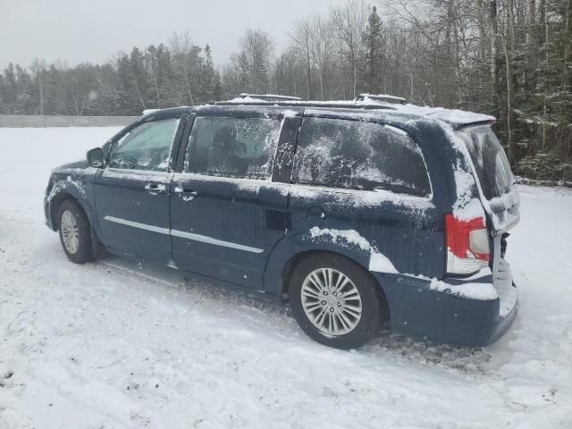 2015 Chrysler Town & Country Touring L