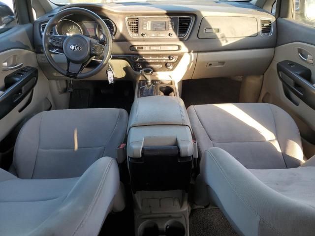 2015 KIA Sedona LX