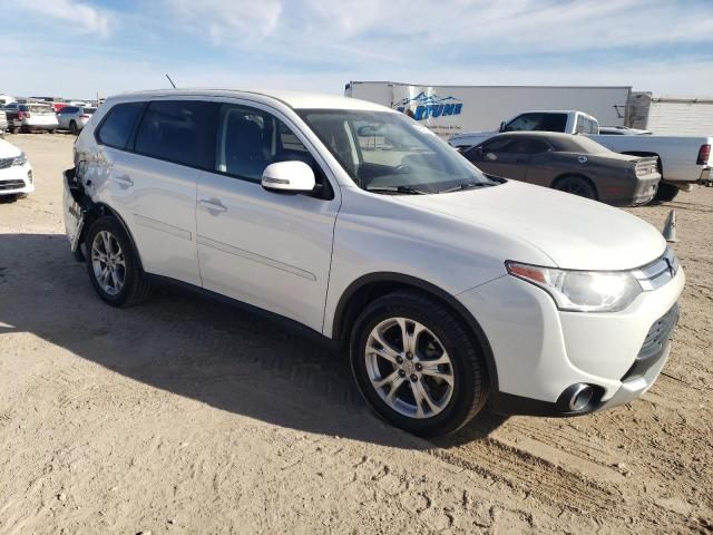 2015 Mitsubishi Outlander SE