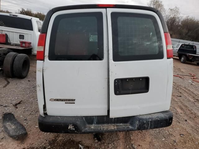 2013 Chevrolet Express G2500