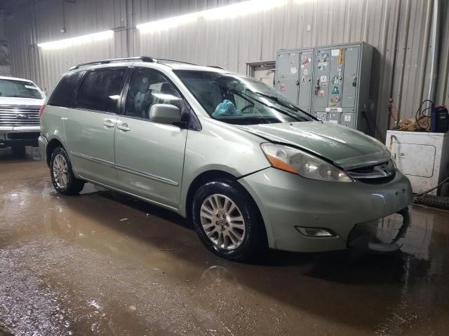 2007 Toyota Sienna XLE