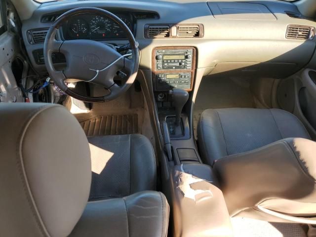 2001 Toyota Camry LE