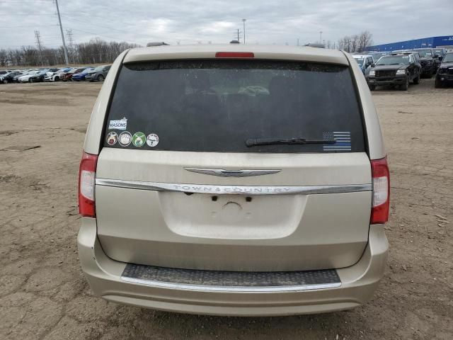 2014 Chrysler Town & Country Touring