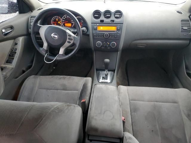 2011 Nissan Altima Base