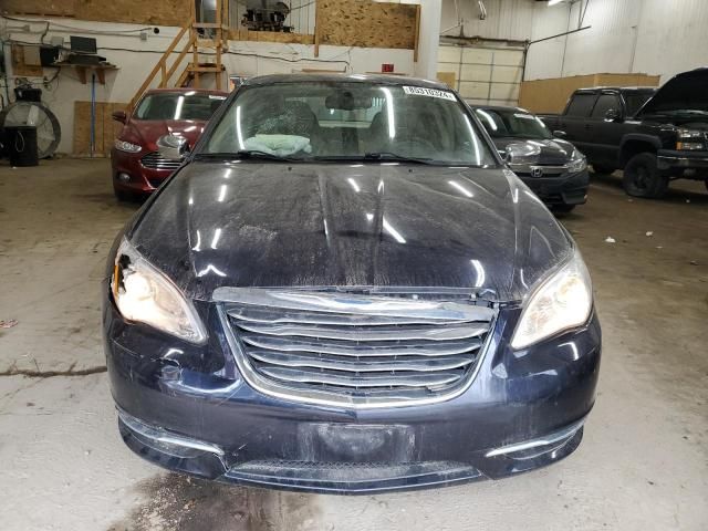 2012 Chrysler 200 Limited