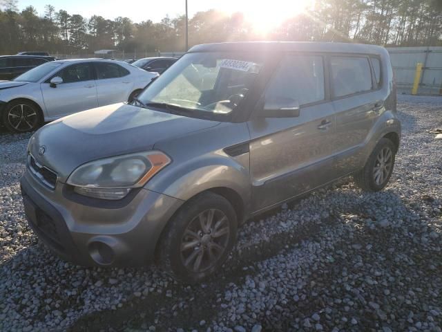 2013 KIA Soul +