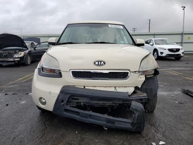 2011 KIA Soul +