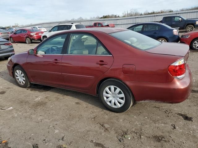 2005 Toyota Camry LE