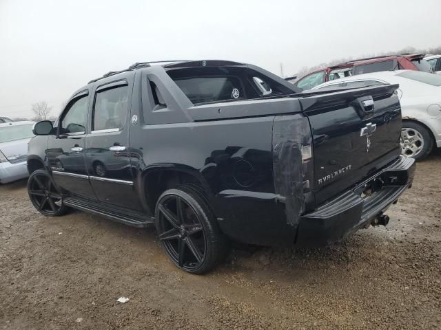 2013 Chevrolet Avalanche LTZ