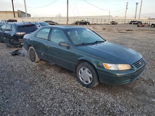 1999 Toyota Camry LE