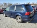 2013 Volkswagen Routan SE